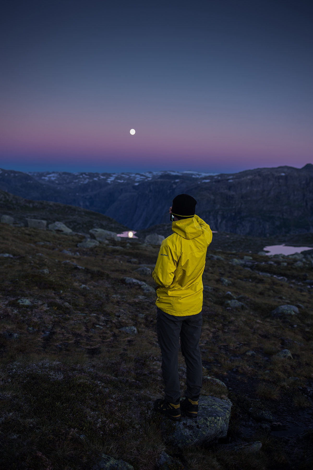 photographing full moon